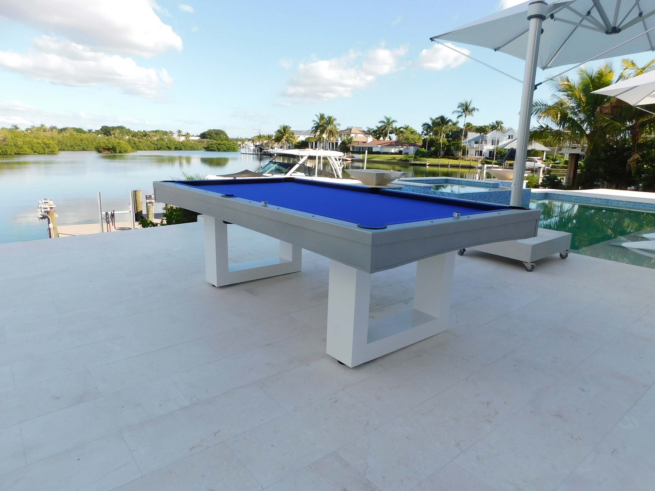 The Horizon custom outdoor pool table is R and R Outdoors, Inc. newest all weather pool table. Customize yours today!
