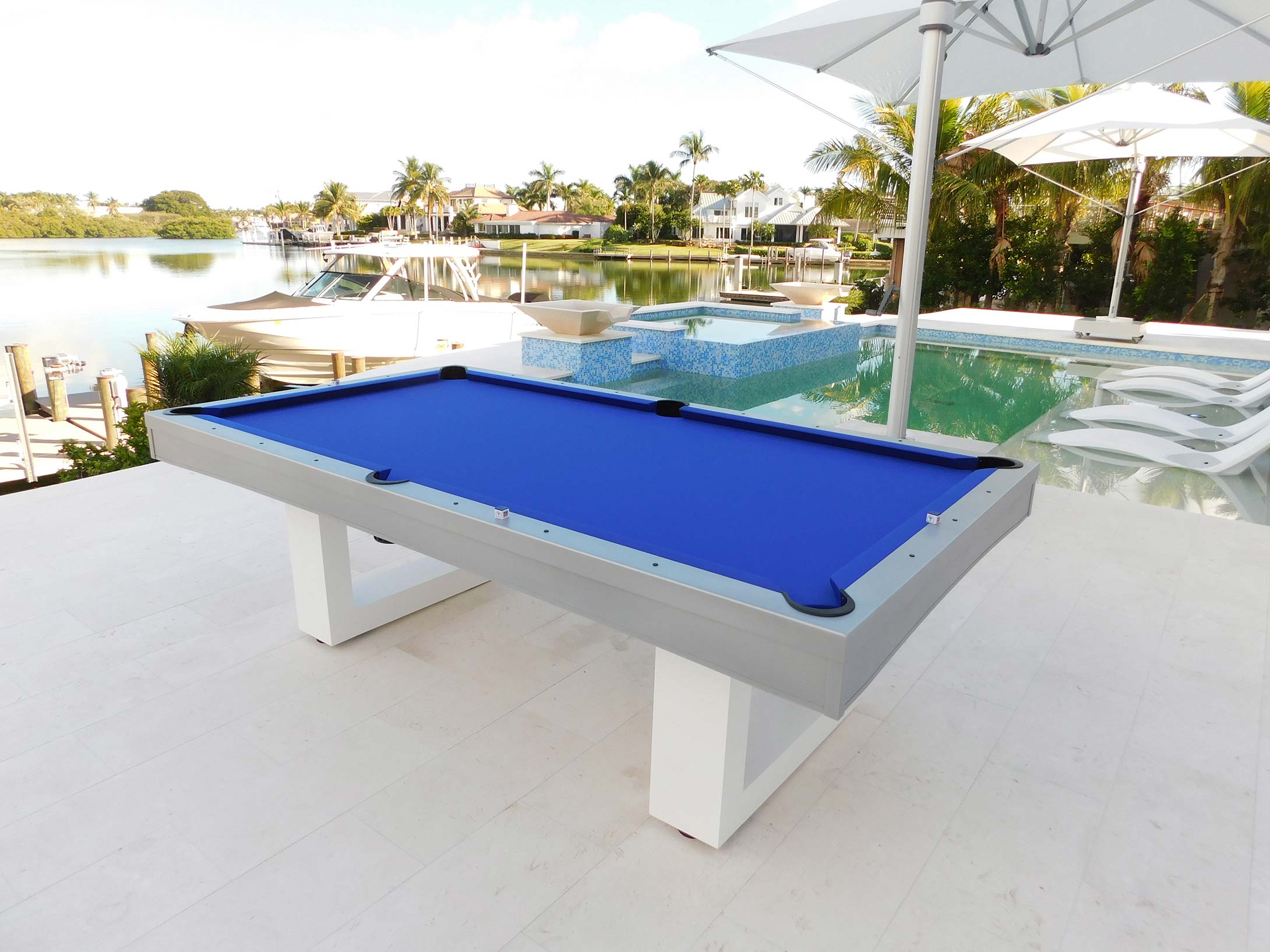 The Horizon custom outdoor pool table is R and R Outdoors, Inc. newest all weather pool table. Customize yours today!